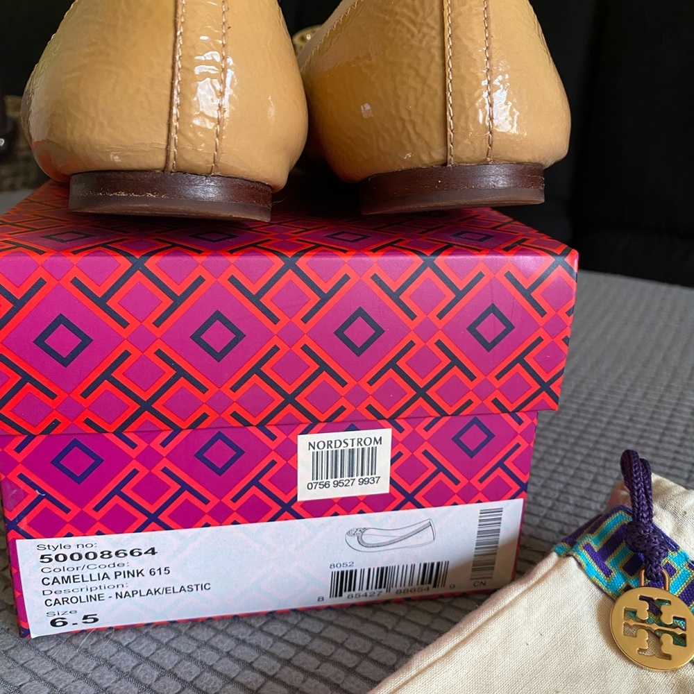 Tory Borch flat shoes size 6.5 Camelia pink with bags and box.